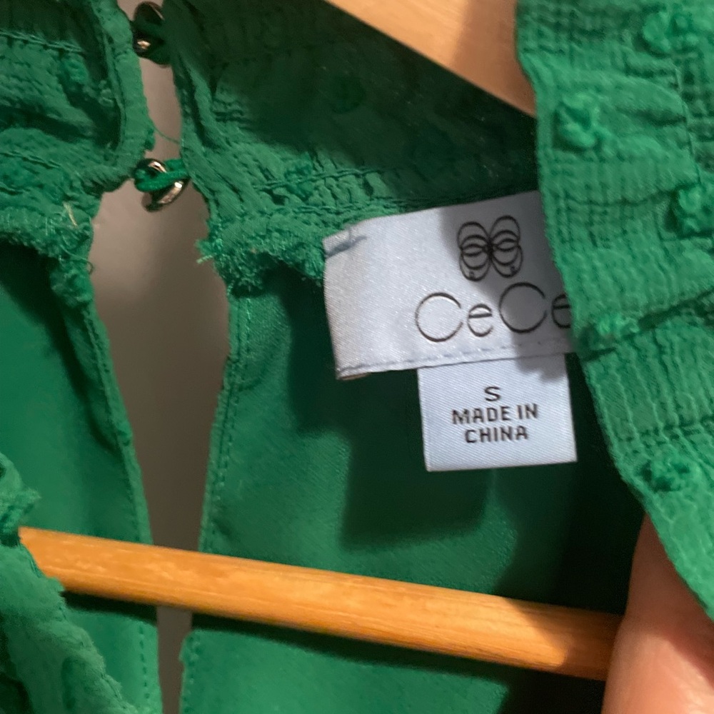 Kelly green Cece blouse